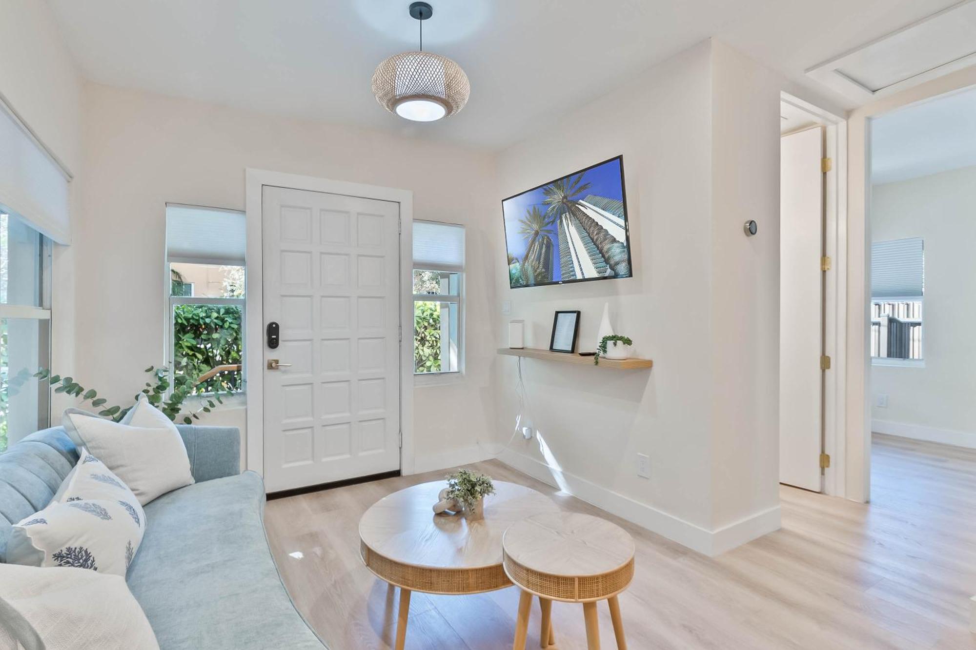 Casa Bellini 3bd, Bbq Sleeps 6, Near Brickell Сasa de vacaciones Miami